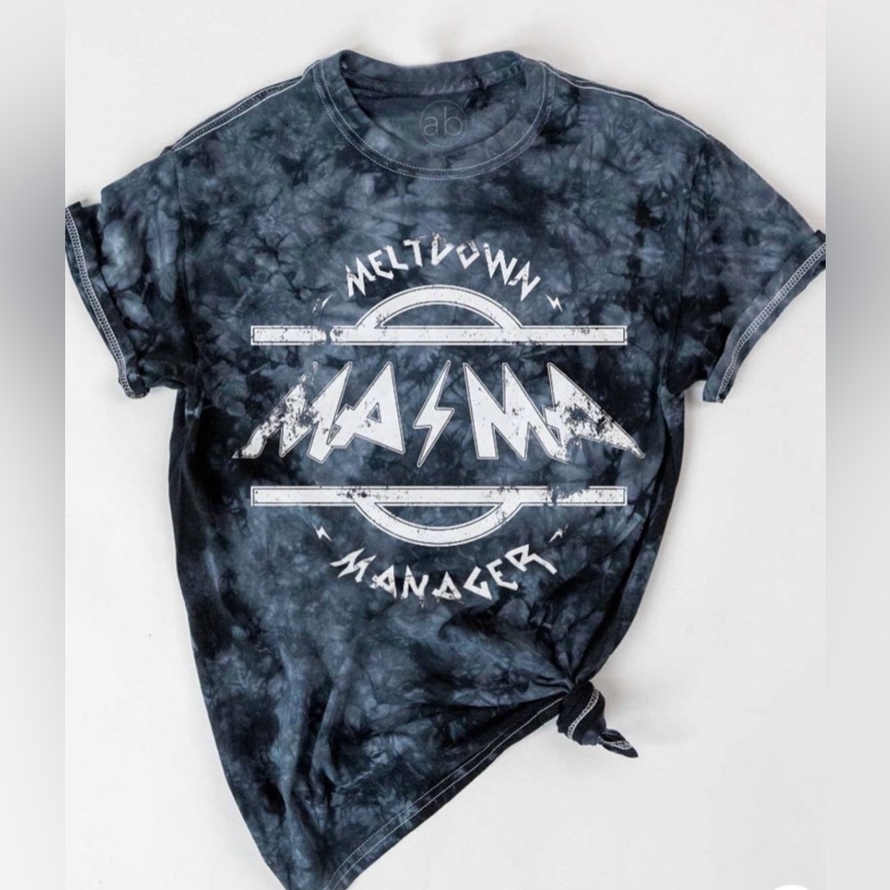 Graphic tee